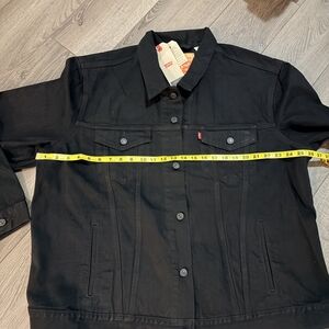 Levi's Black Men’s Denim-Style Shirt Jacket